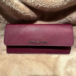 Michael Kors Jet Set Travel Bifold Long Wallet Slimline Merlot Wallet